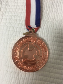 A군이 대회 당일 받은 동메달