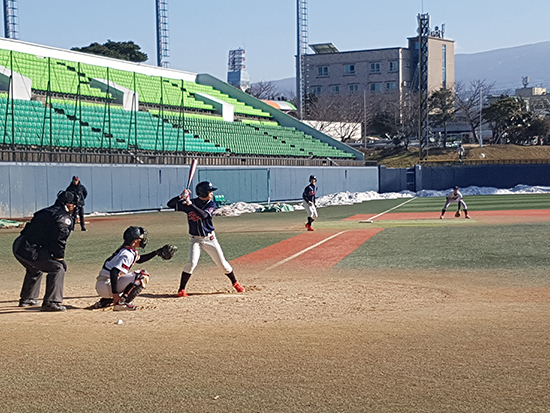 제24회 전국팔도중학야구대회에 참가한 제주제일중의 경기 모습.